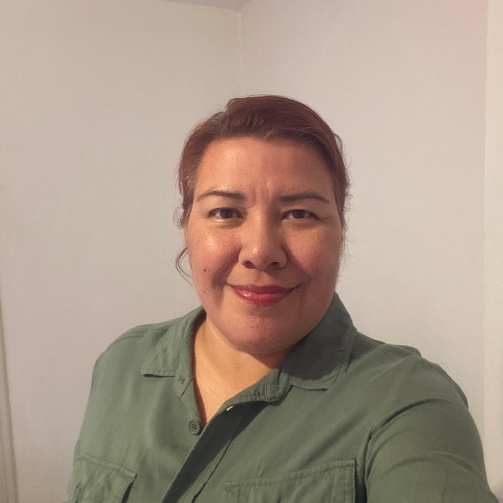 Glasgow Linguistics tutor named Cristina