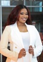 Glasgow Kindergarten Readiness tutor named Rayana