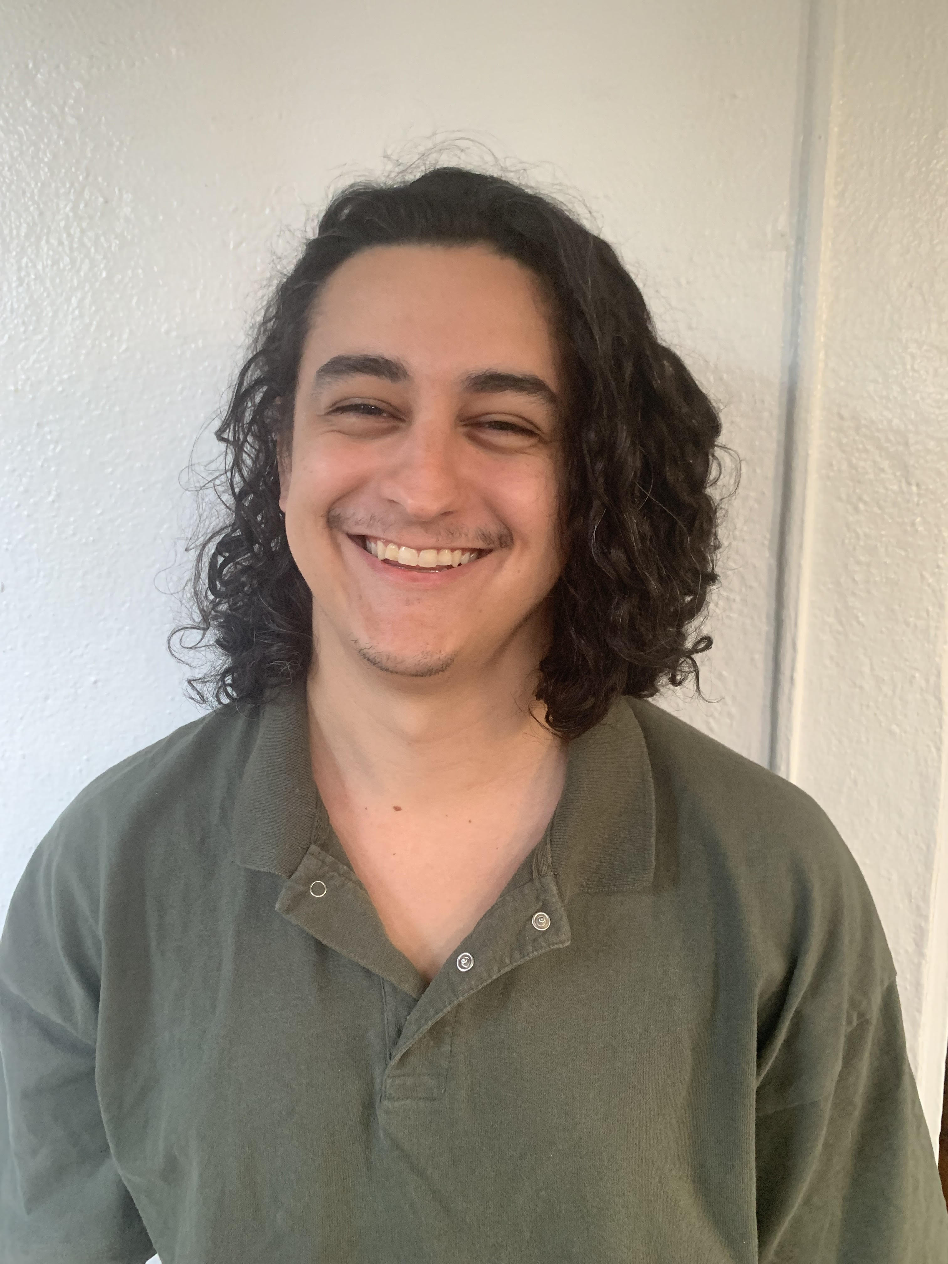 Cardiff Grade 12 Chemistry tutor named Michael