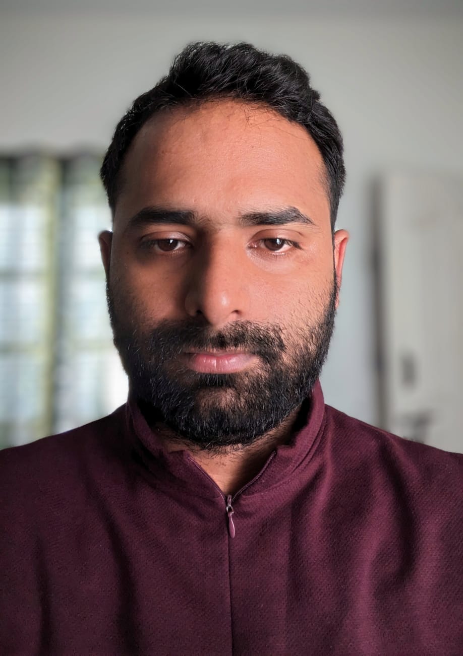 Leeds Cost Accounting tutor named Hemendra Kumar