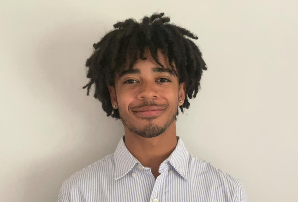 Hamilton Graphic Design tutor named Ian