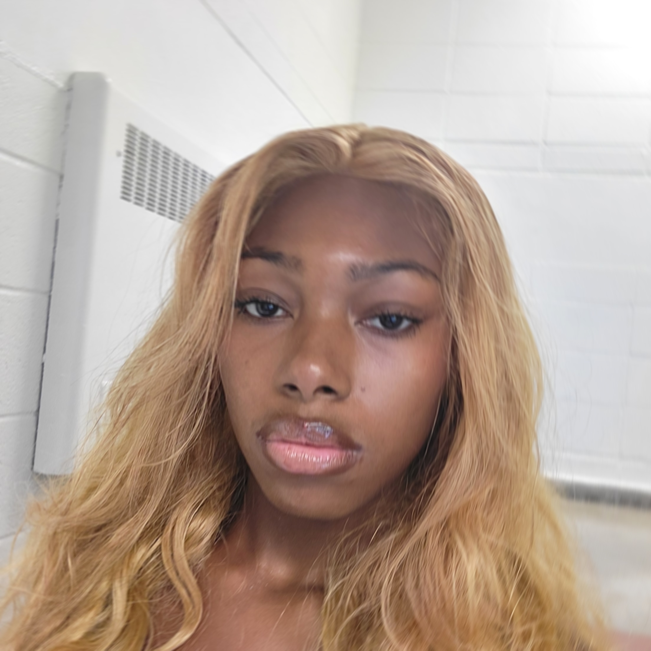 Kansas City, MO Korean tutor named Londyn