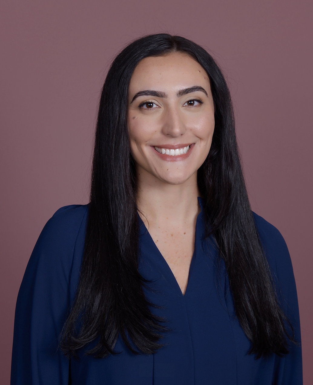 Cambridge Grade 12 Chemistry tutor named Maria