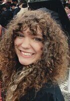 Oxford Drawing tutor named Skye