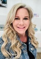 Victoria TEFL - Teaching English as a Foreign Language tutor named Michelle