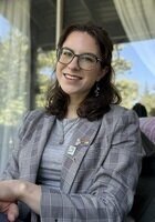 Ottawa IB Language A: Literature tutor named Alexandra