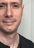 London Violin tutor named Joel